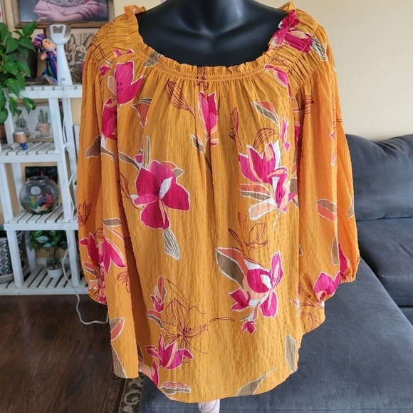 AVA & VIV Floral Blouse - Picture 1 of 7